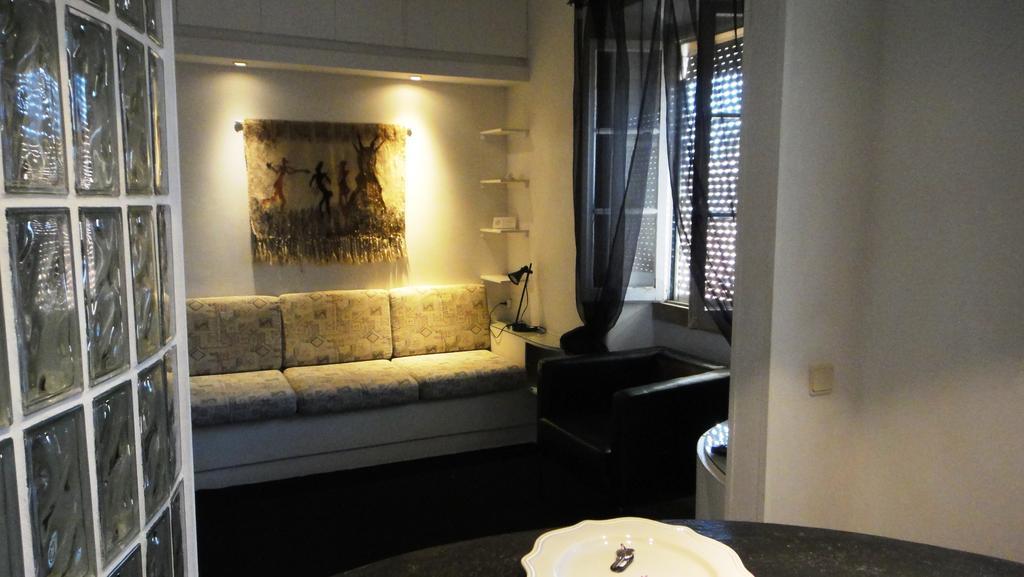 Guest house Casa Amarela Lagos