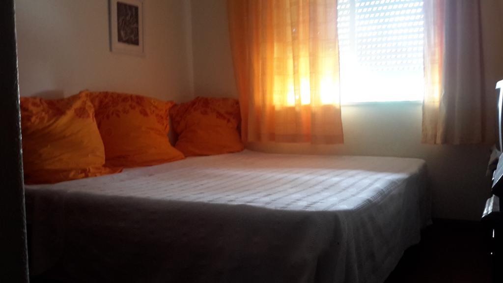 Guest house Casa Amarela Lagos