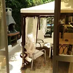 Casa Amarela Guesthouse