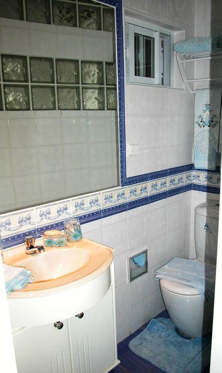 Guest house Casa Amarela Lagos